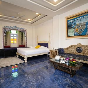 Palace Suite